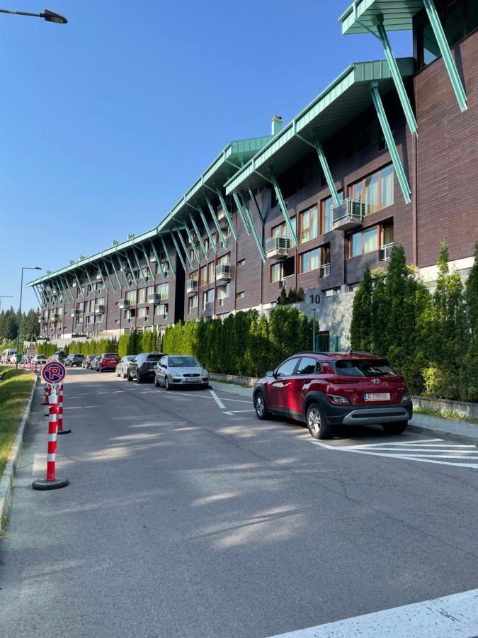 Luxury Silver Mountain Apartment Poiana Brasov Luaran gambar