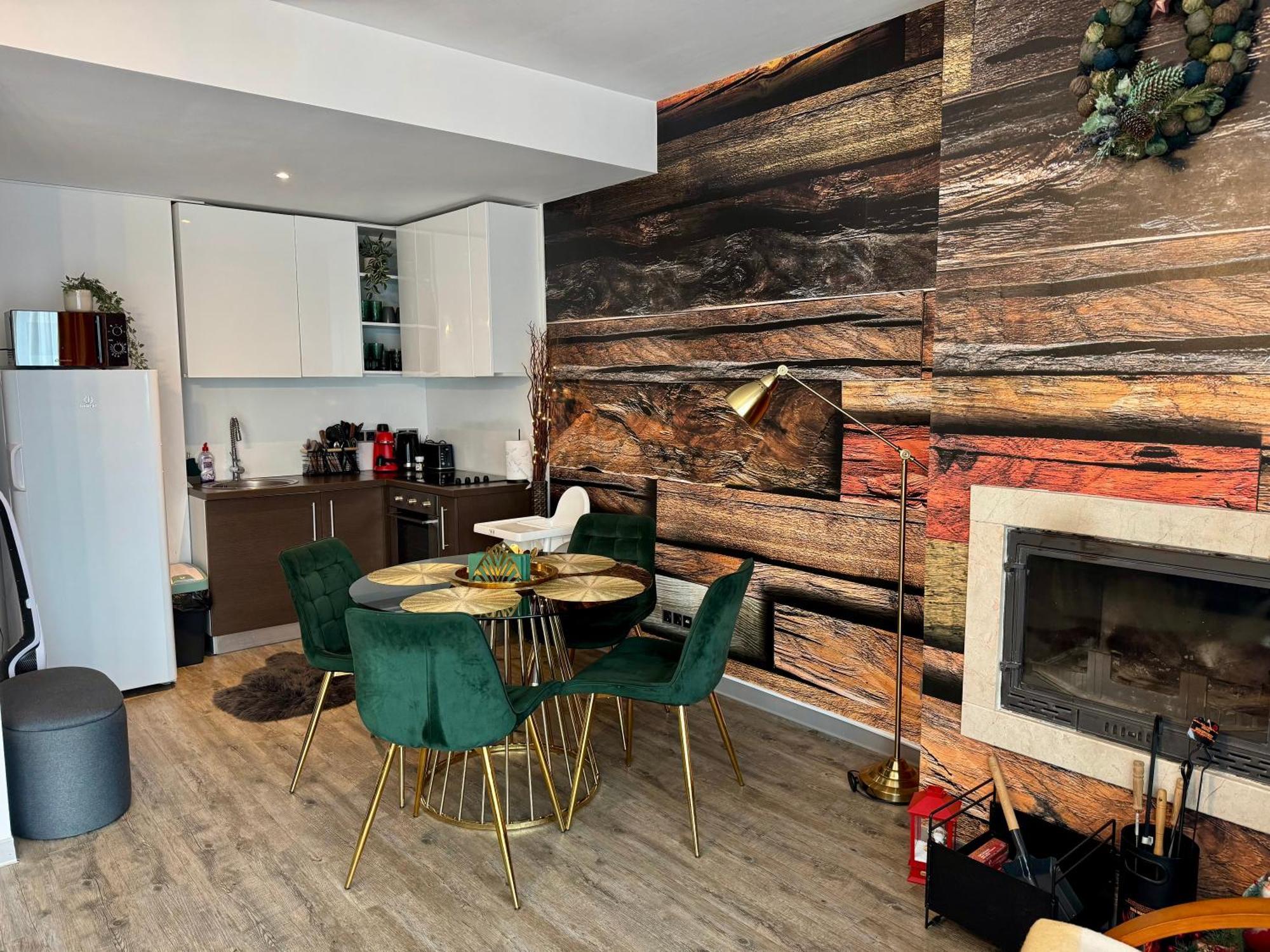 Luxury Silver Mountain Apartment Poiana Brasov Luaran gambar